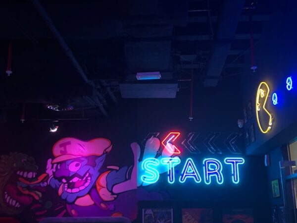 A Night Among Neon and Reels: Discovering Chicken Road Fortune